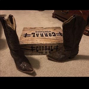 Women’s Corral Vintage Cowgirl Boots